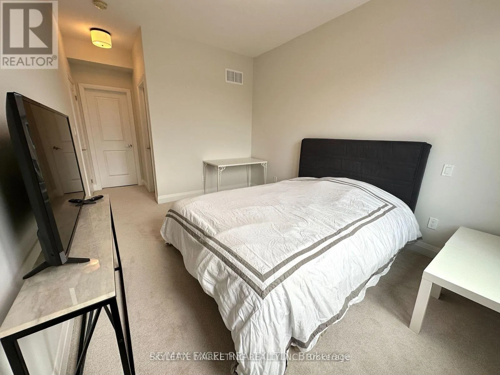 7 CASELEY WAY