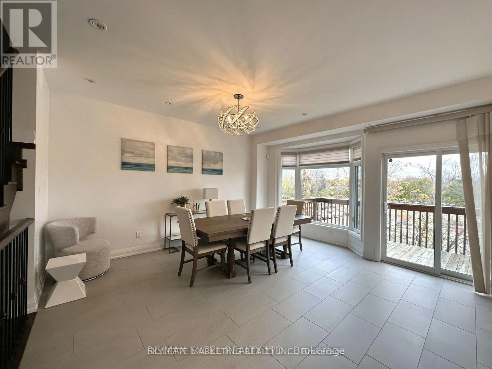 7 CASELEY WAY
