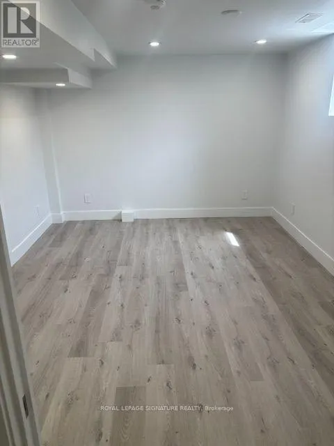 5 SPRING TOWN ROAD