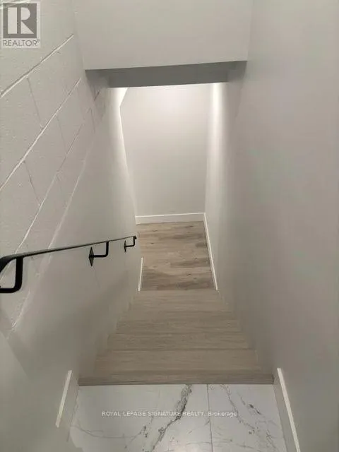 5 SPRING TOWN ROAD