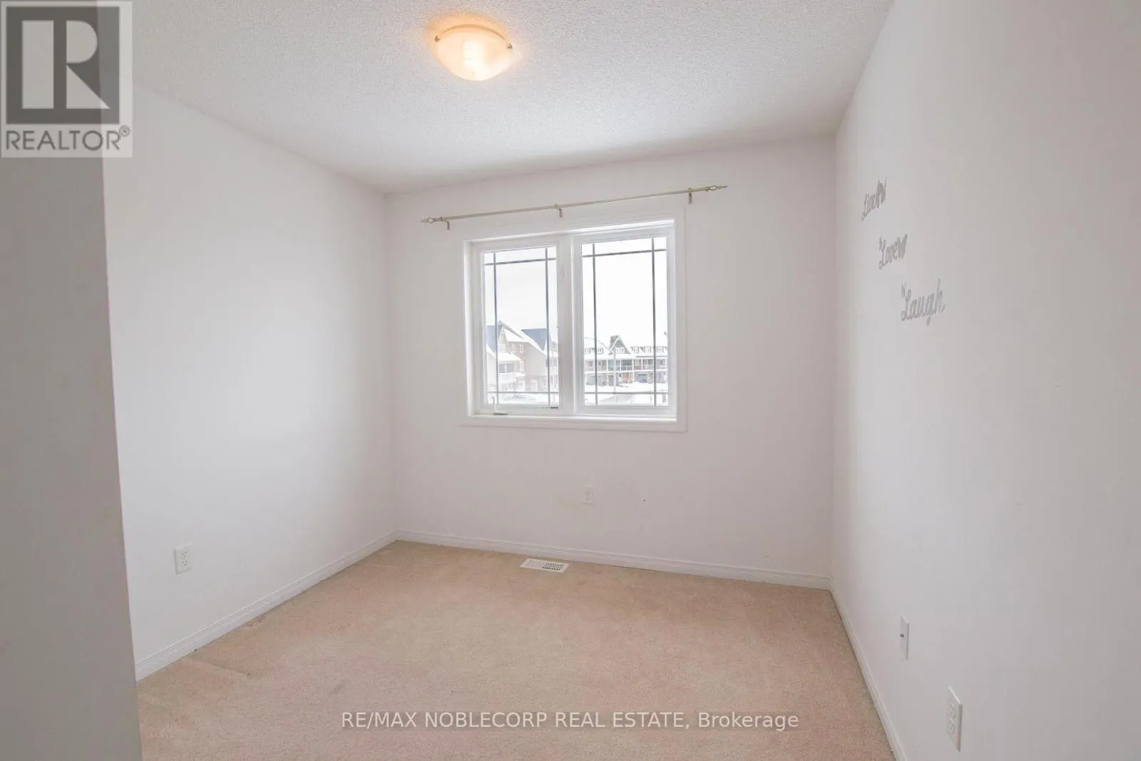 1287 COLEMAN CRESCENT