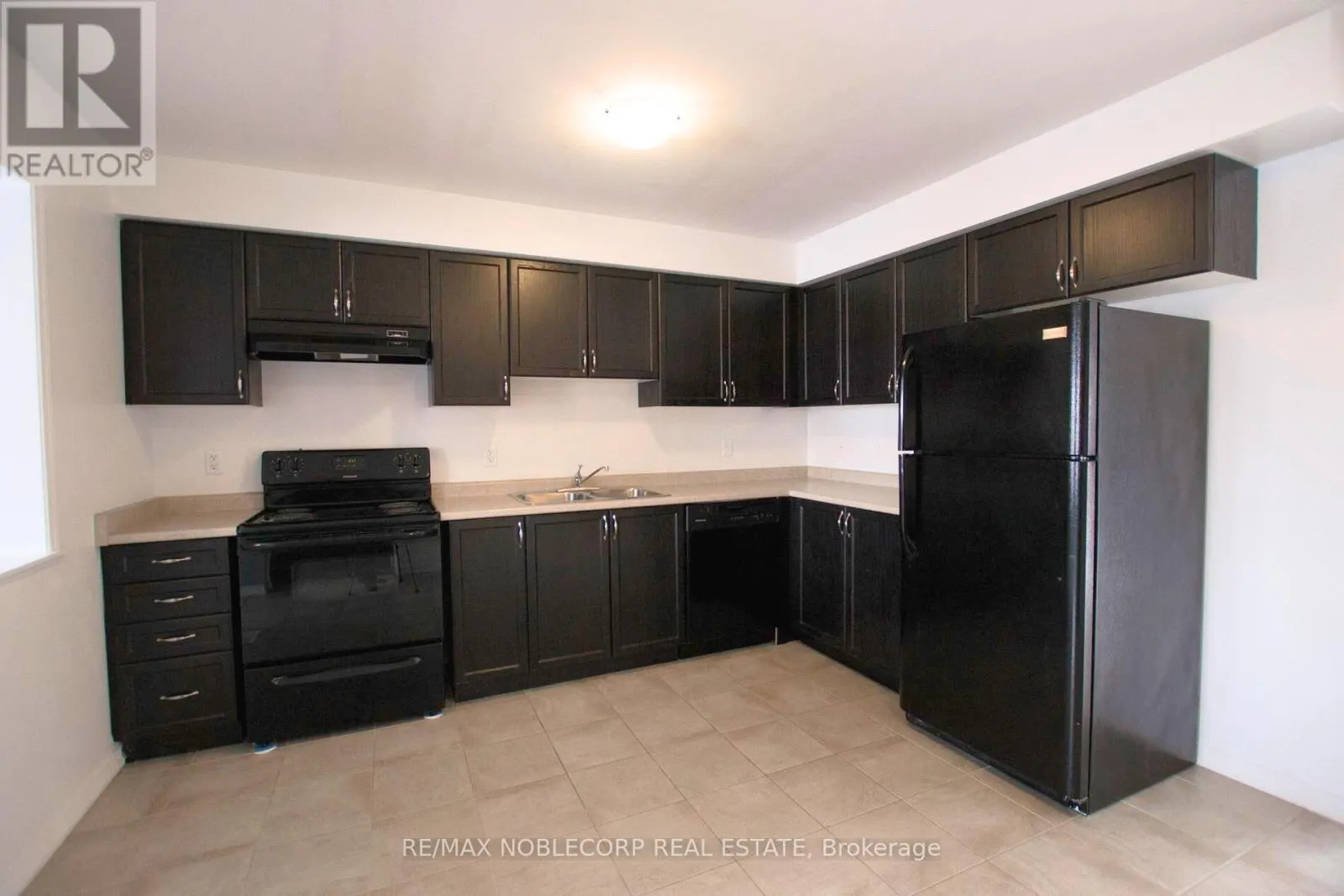 1287 COLEMAN CRESCENT
