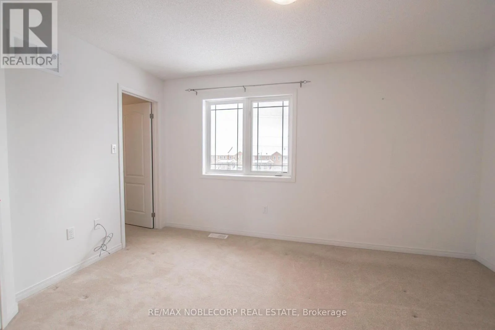 1287 COLEMAN CRESCENT