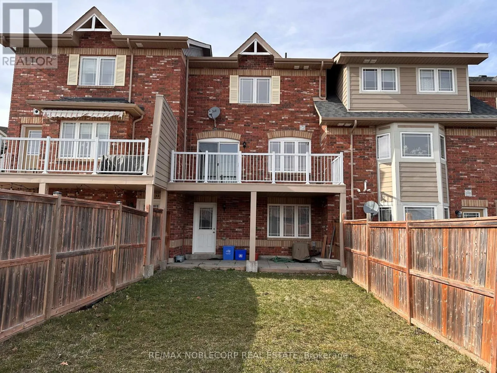 1287 COLEMAN CRESCENT