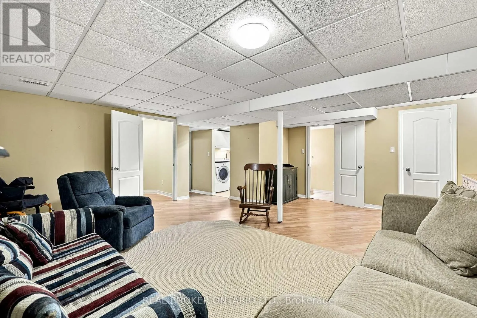 33 FRED BARNARD WAY