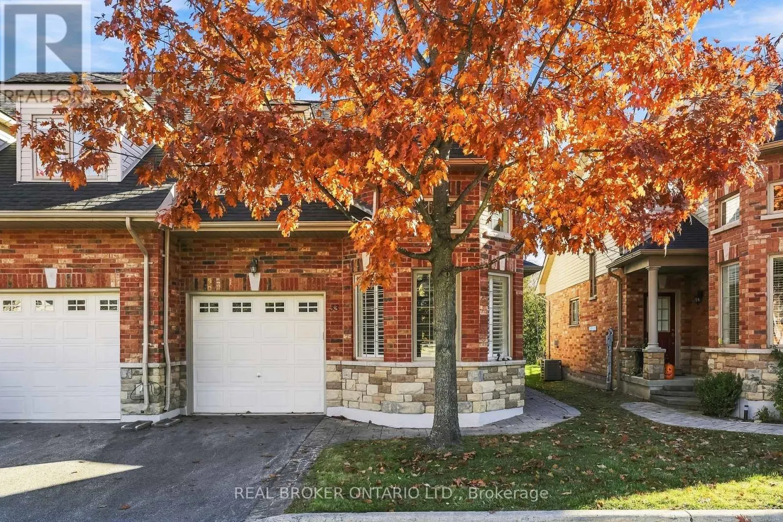 33 FRED BARNARD WAY