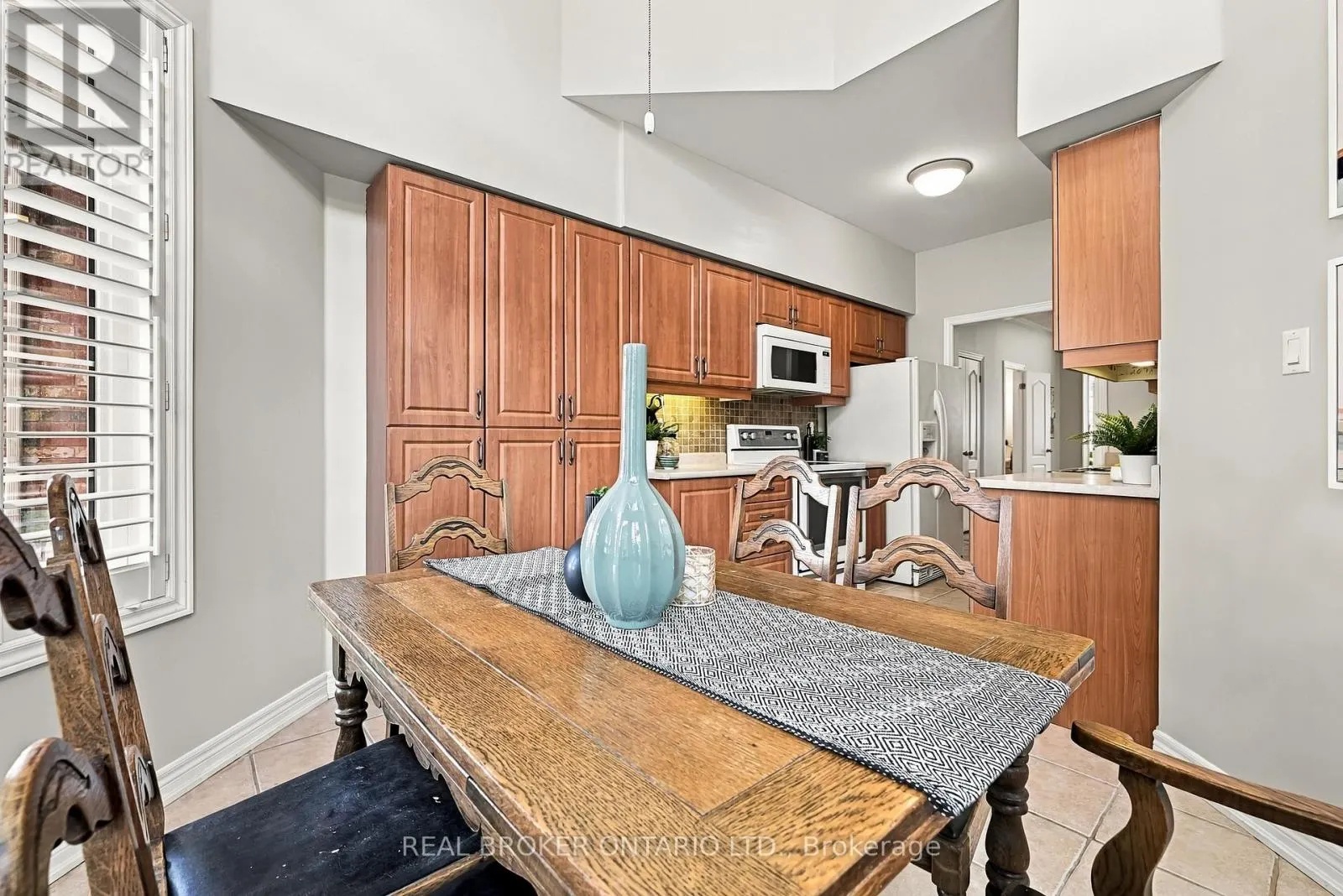 33 FRED BARNARD WAY