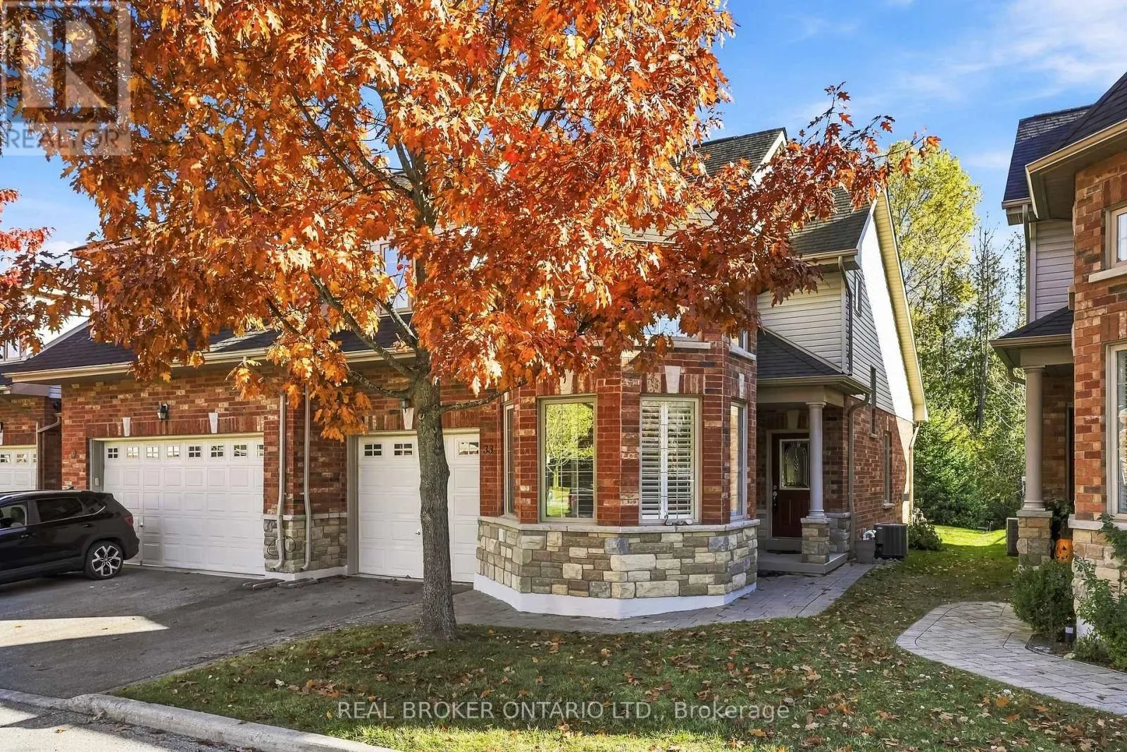 33 FRED BARNARD WAY