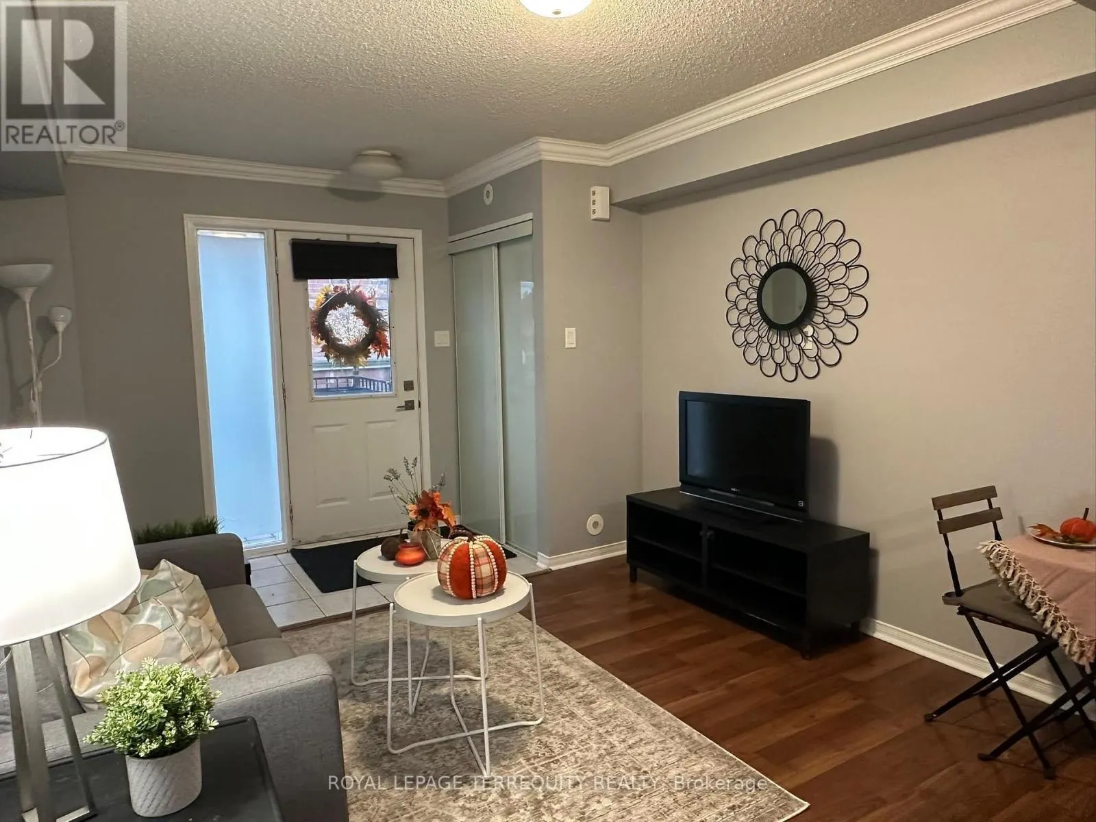 41 - 2265 BUR OAK AVENUE