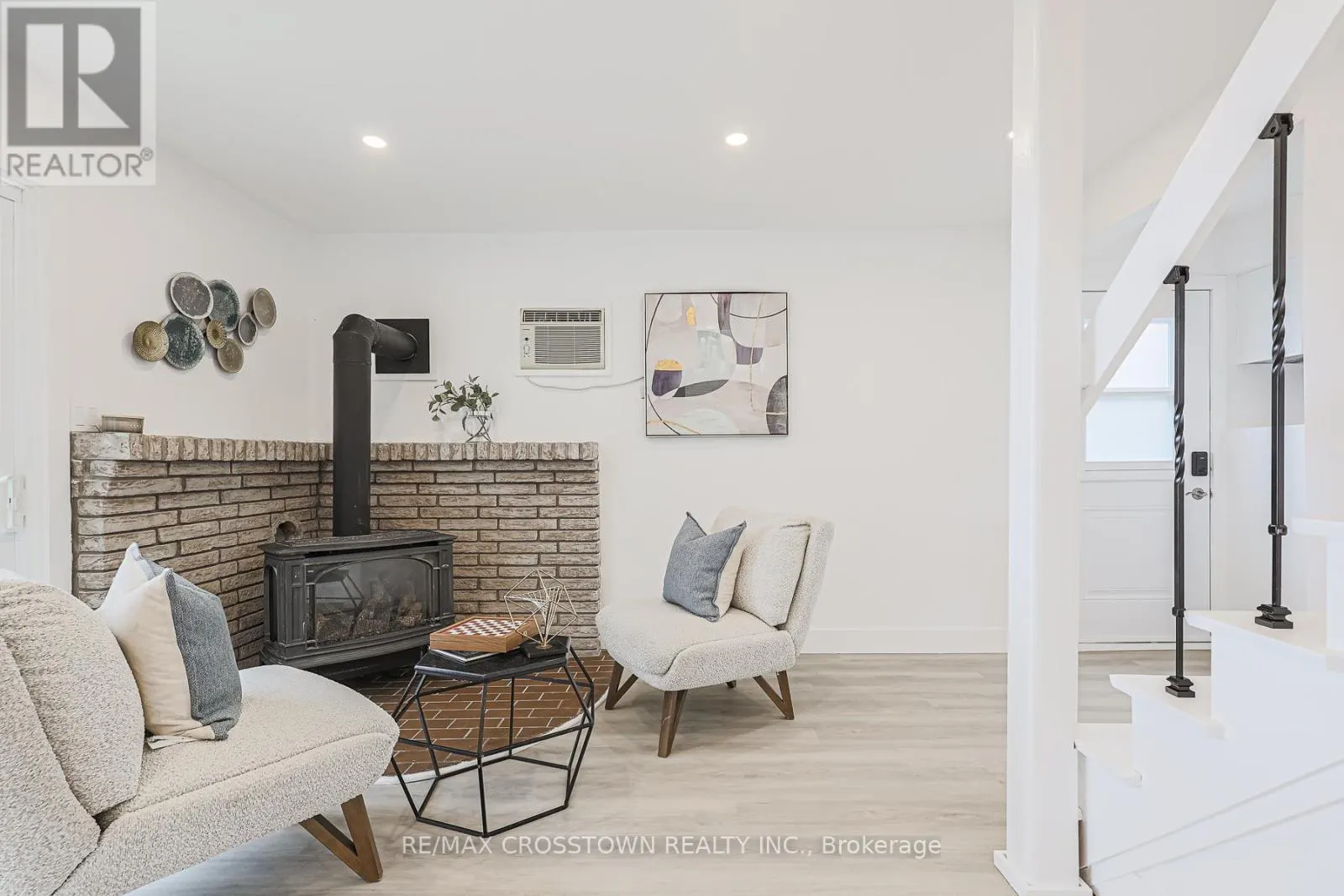 128 MOORES BEACH ROAD