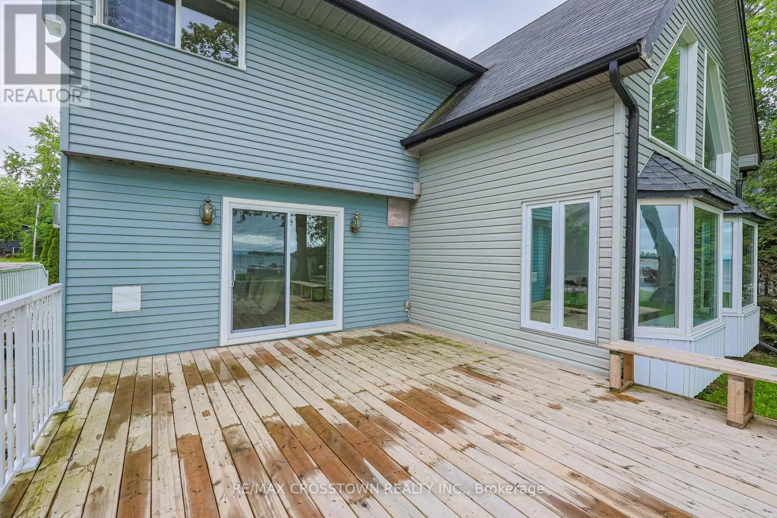 128 MOORES BEACH ROAD