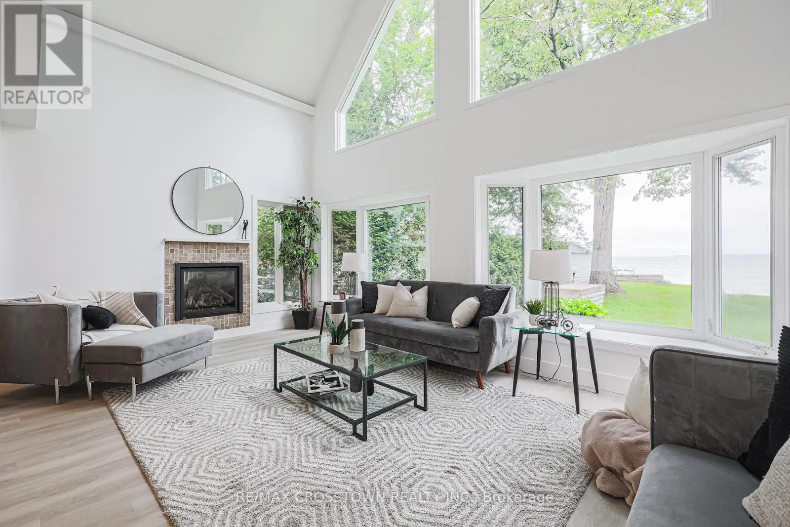 128 MOORES BEACH ROAD
