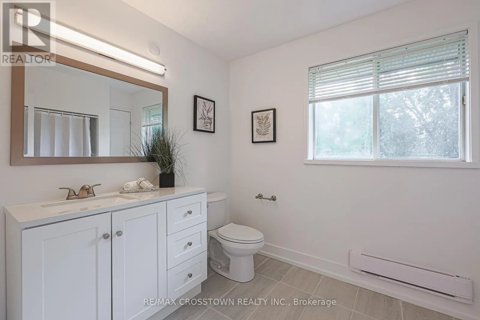 128 MOORES BEACH ROAD