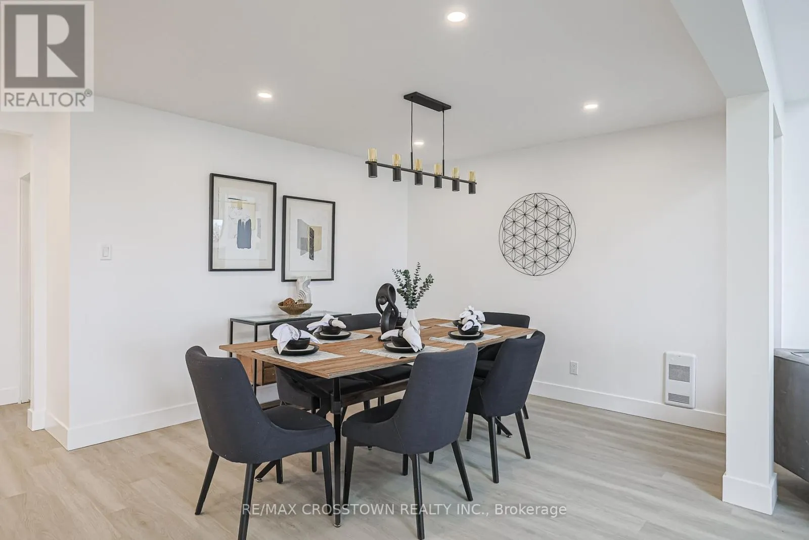 128 MOORES BEACH ROAD