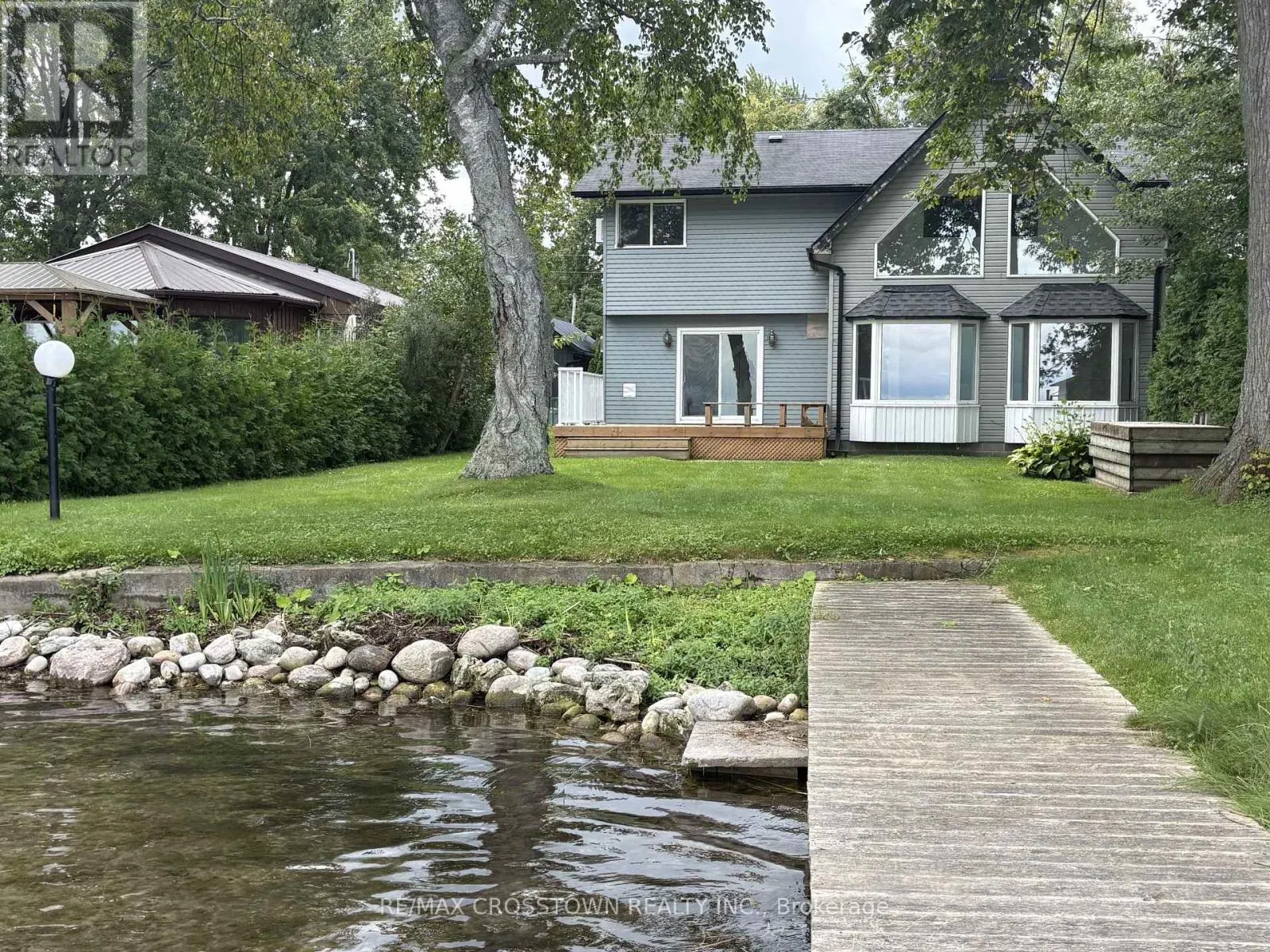 128 MOORES BEACH ROAD