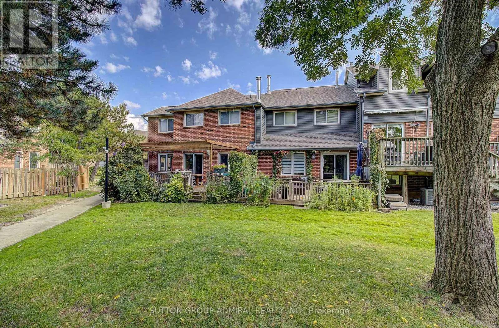 16 BEAUMONT PLACE