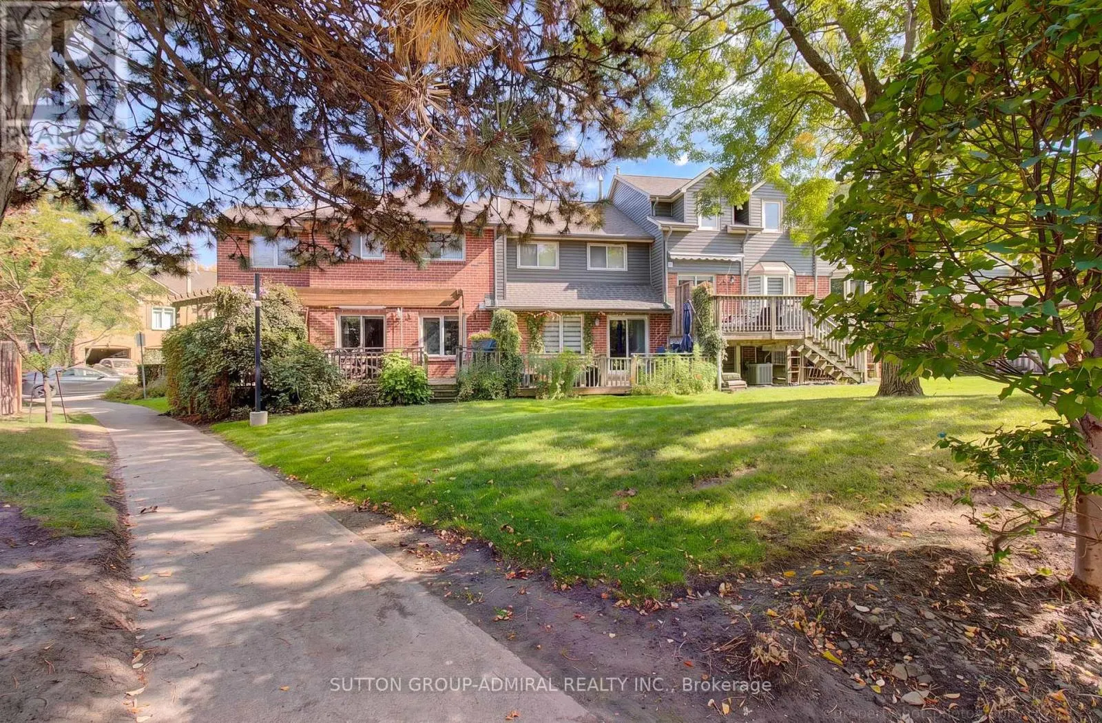 16 BEAUMONT PLACE