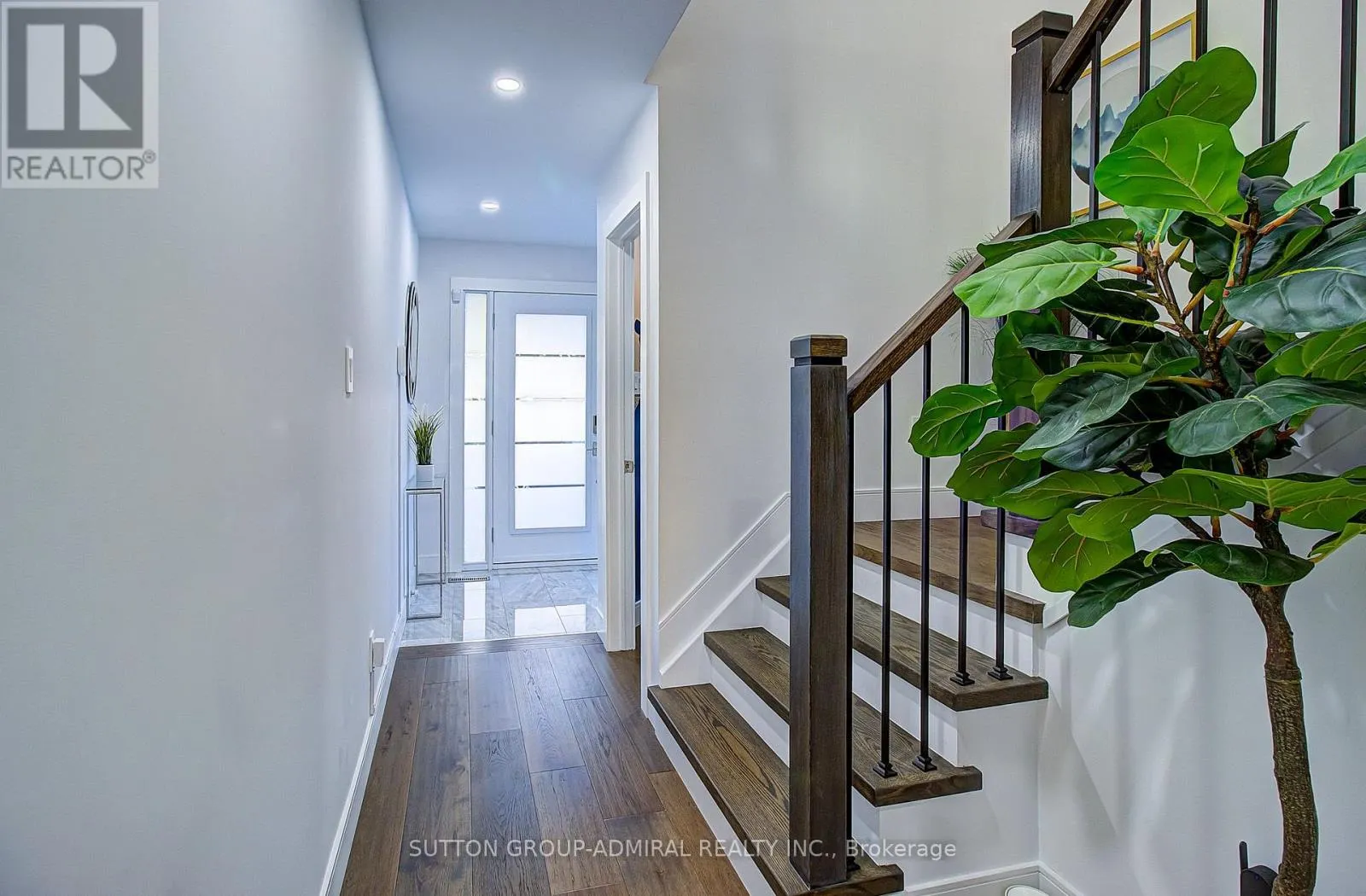 16 BEAUMONT PLACE
