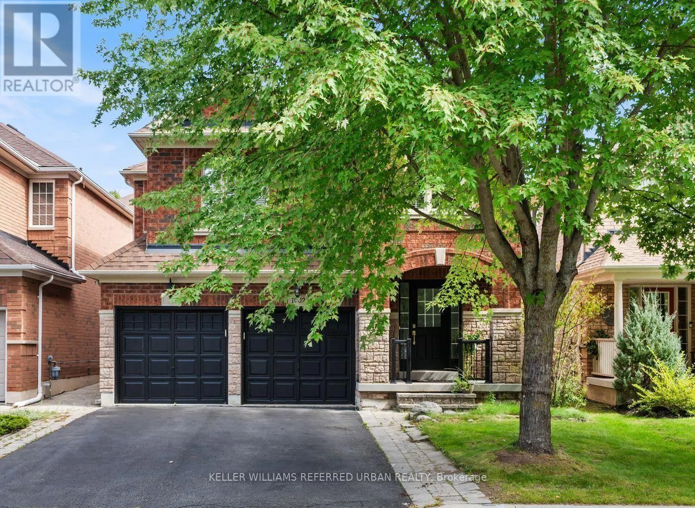 1002 OAKTREE CRESCENT