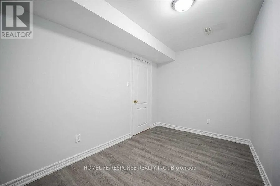 372 MANTLE AVENUE