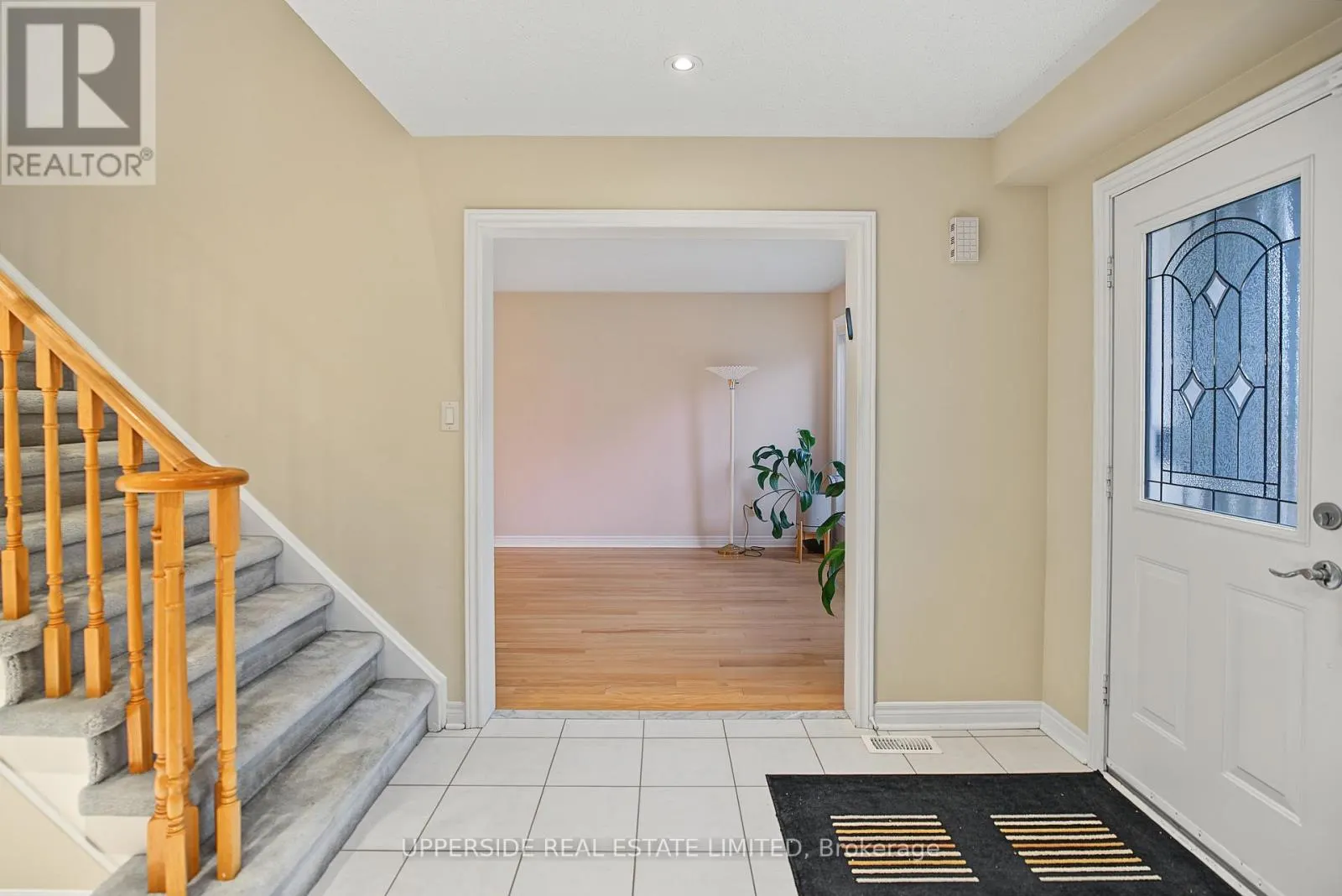 99 GLENFOREST DRIVE
