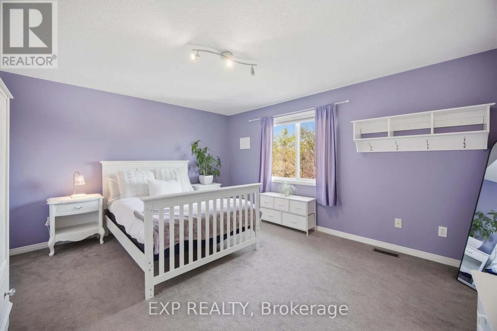 16 SHEPHARD AVENUE