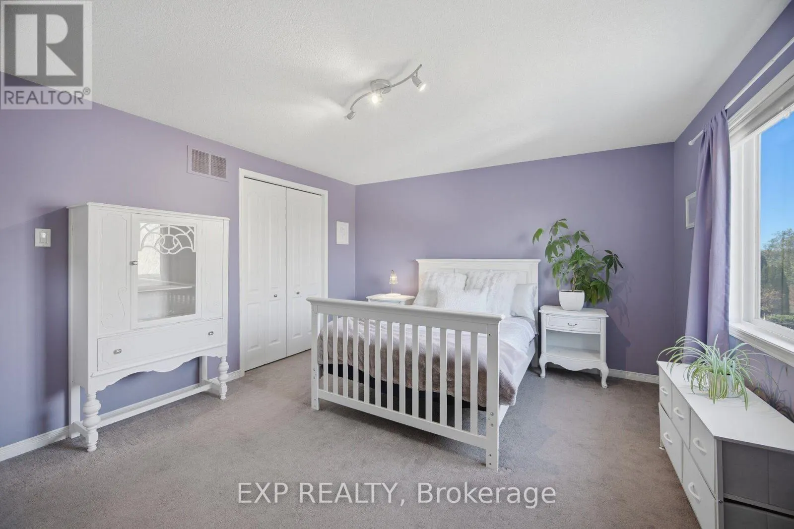 16 SHEPHARD AVENUE