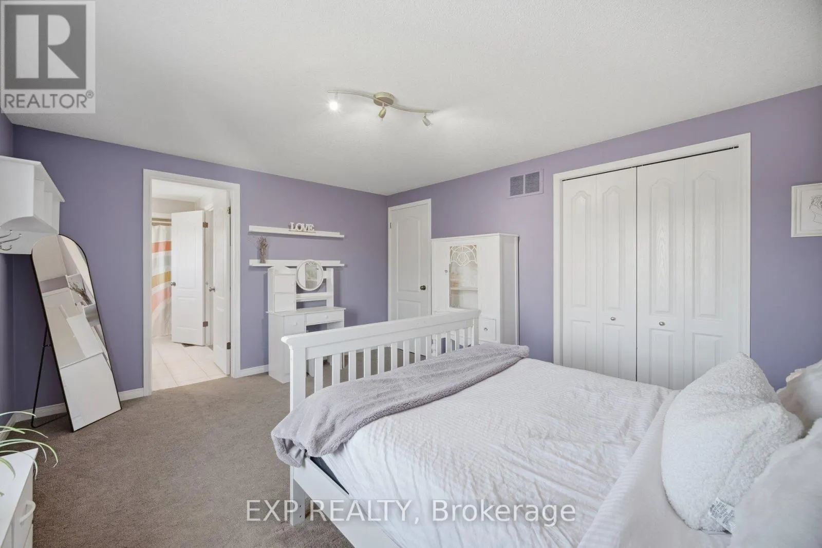 16 SHEPHARD AVENUE