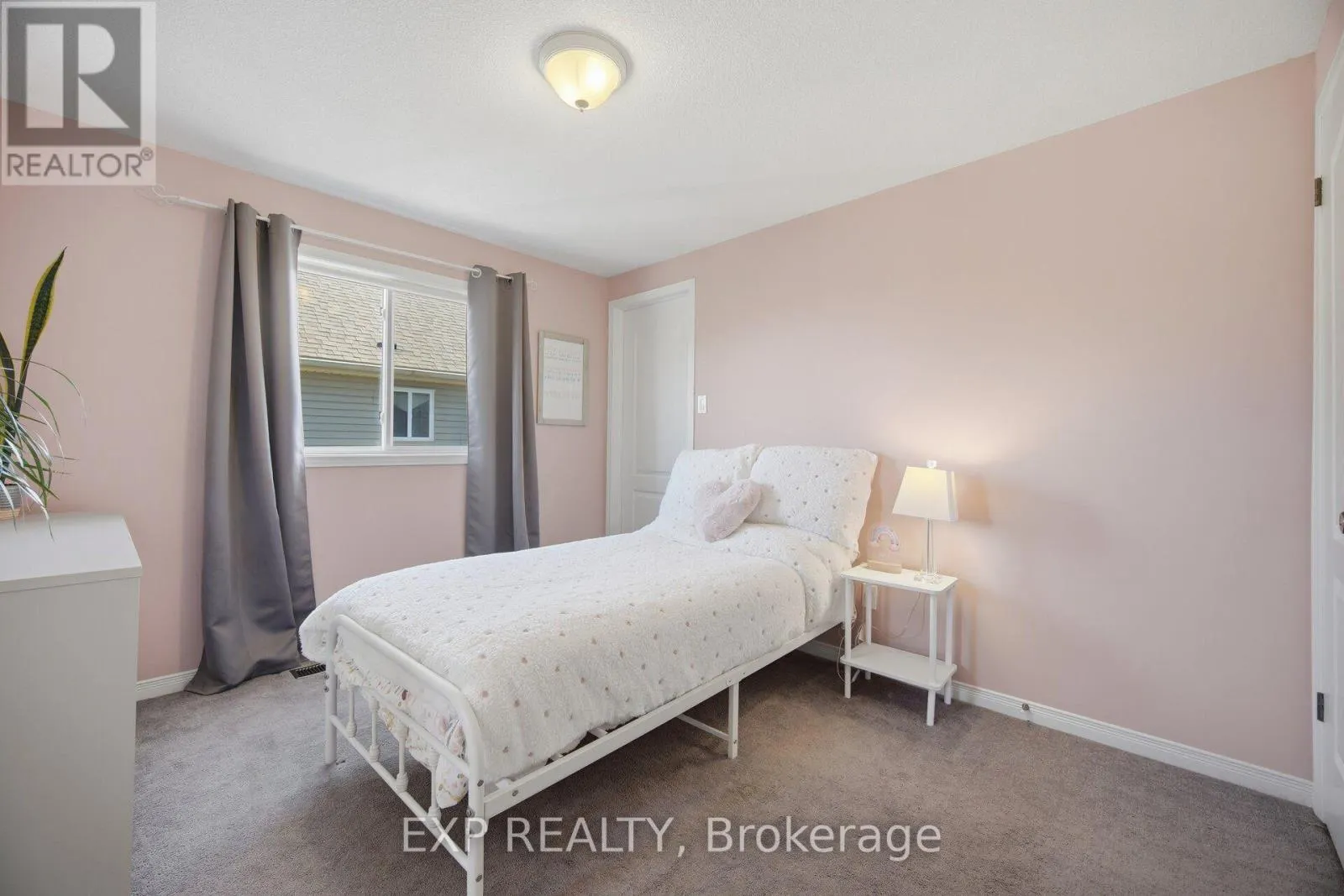 16 SHEPHARD AVENUE