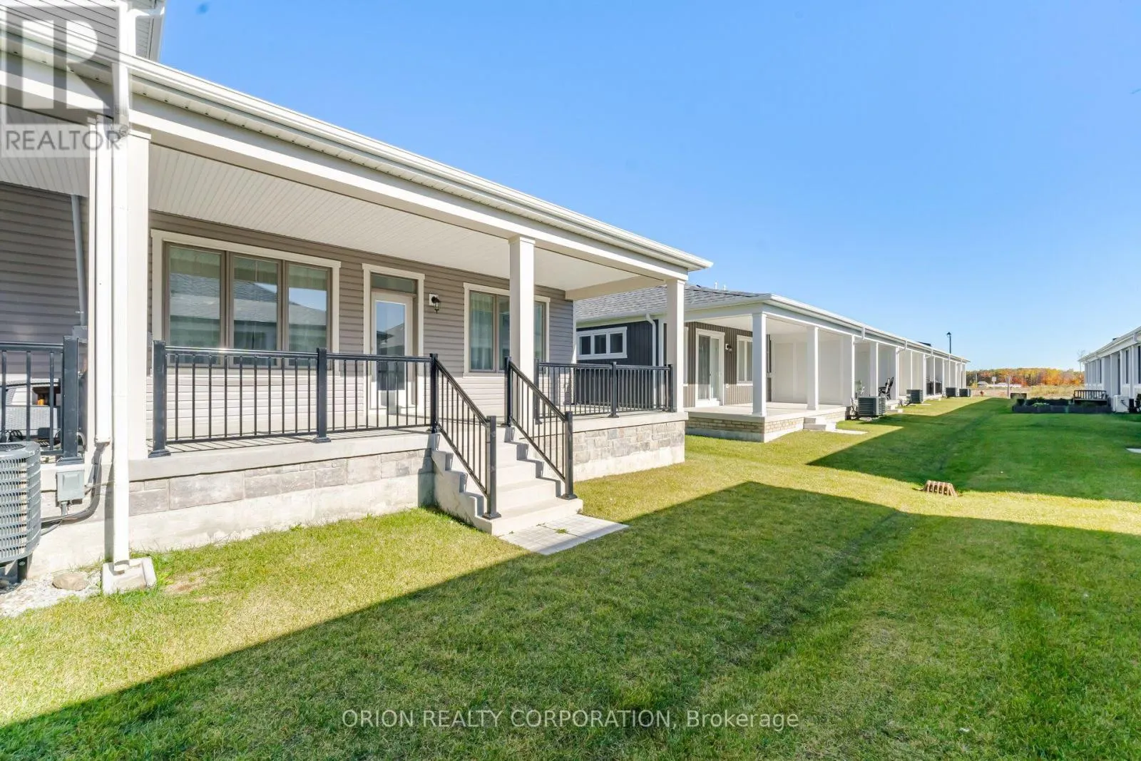 711 SARGEANT PLACE