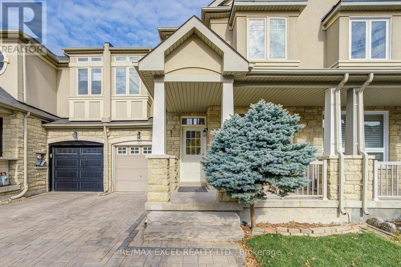 22 PITNEY AVENUE