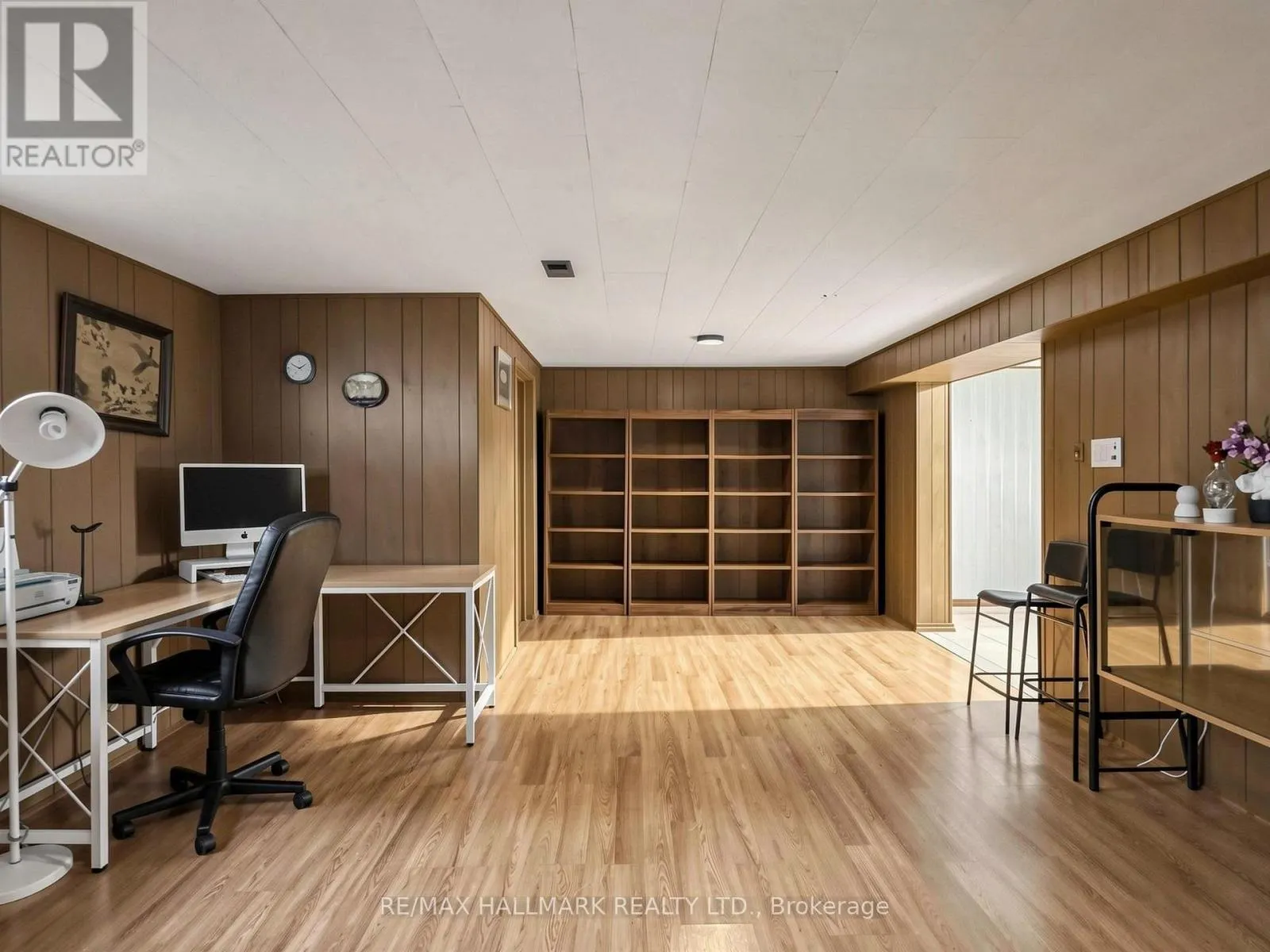 4 MULTIFLORA PLACE