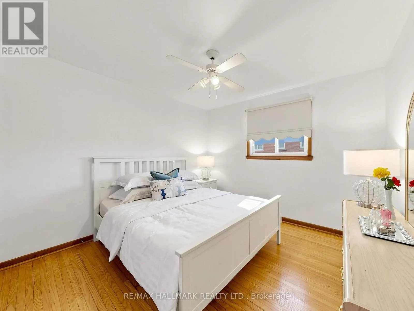 4 MULTIFLORA PLACE