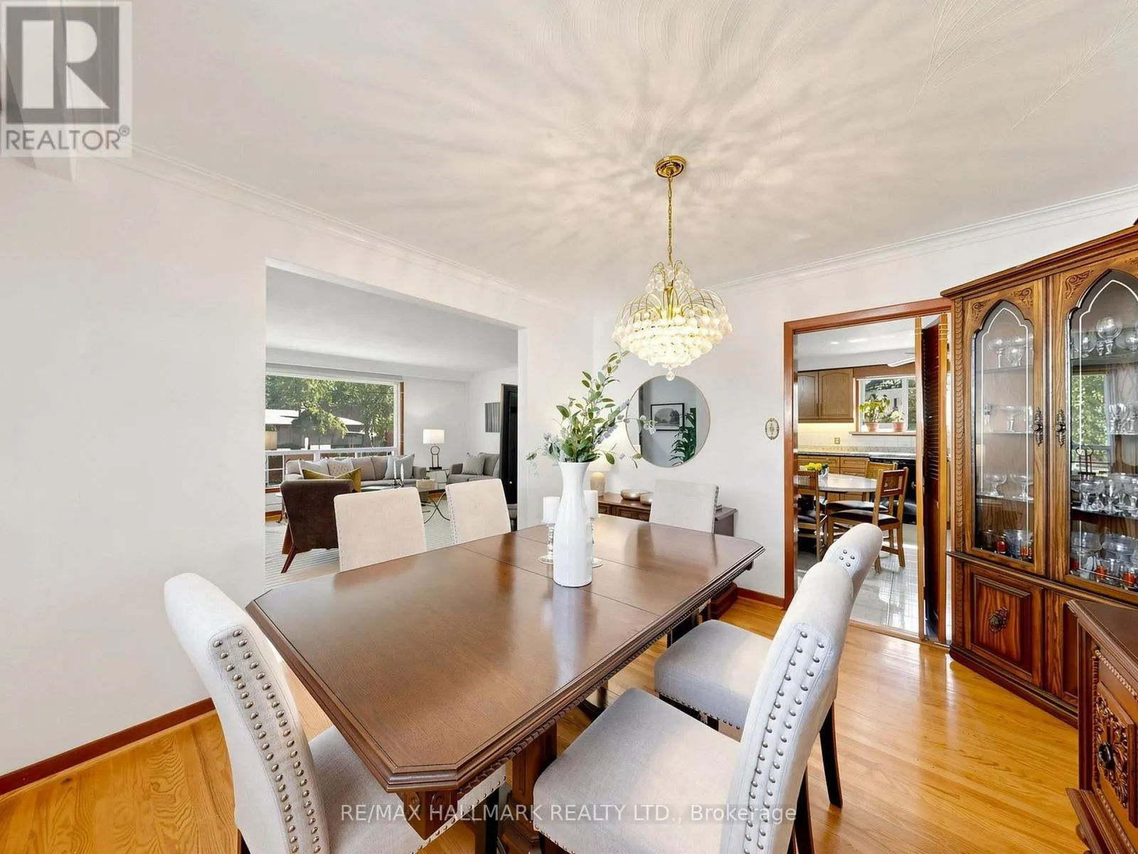 4 MULTIFLORA PLACE