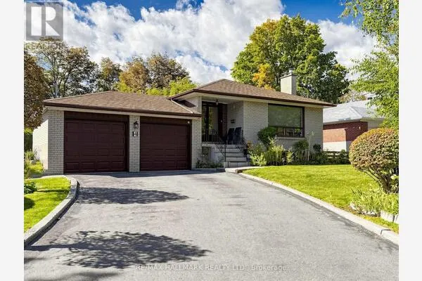 4 MULTIFLORA PLACE