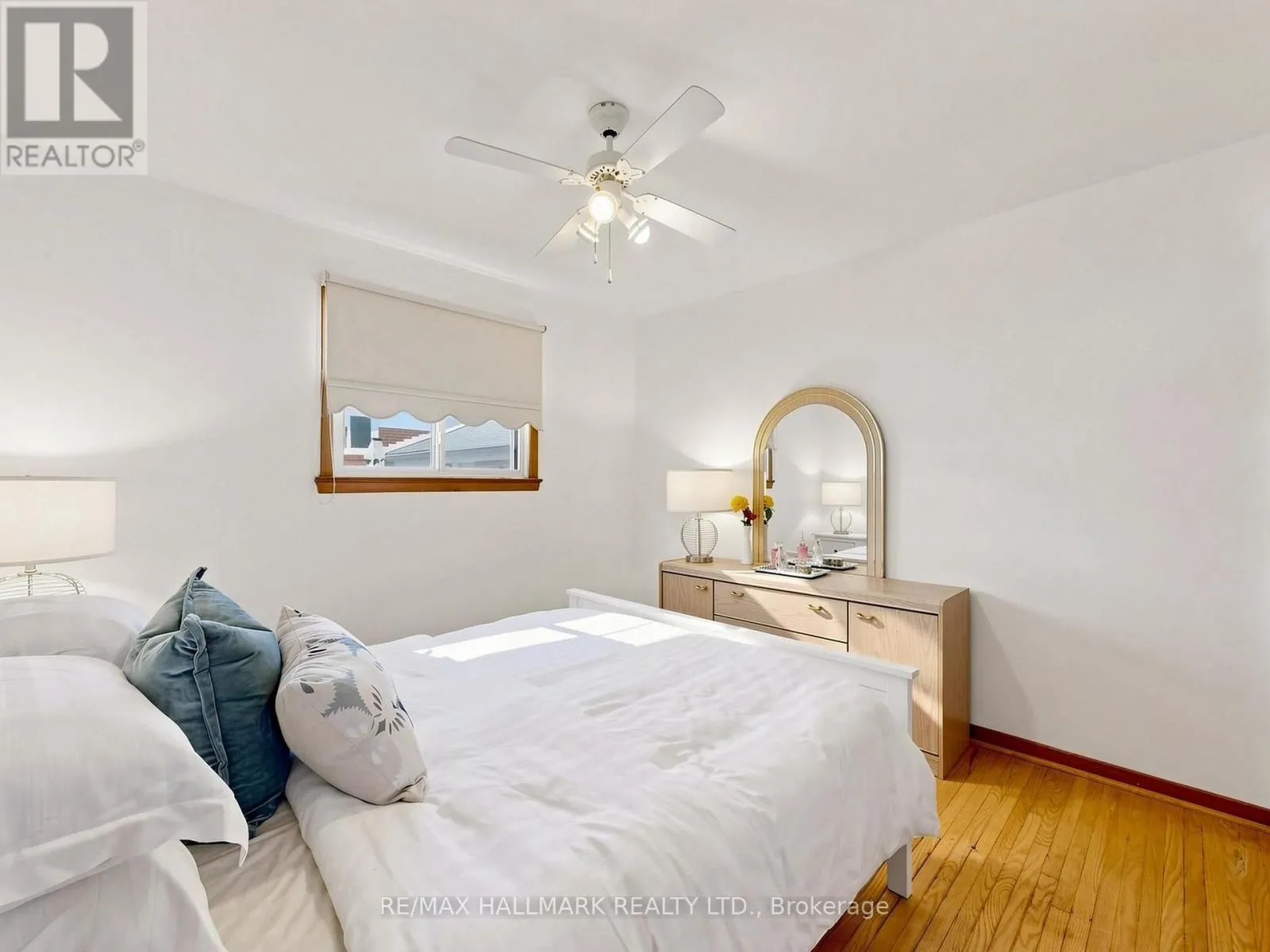 4 MULTIFLORA PLACE