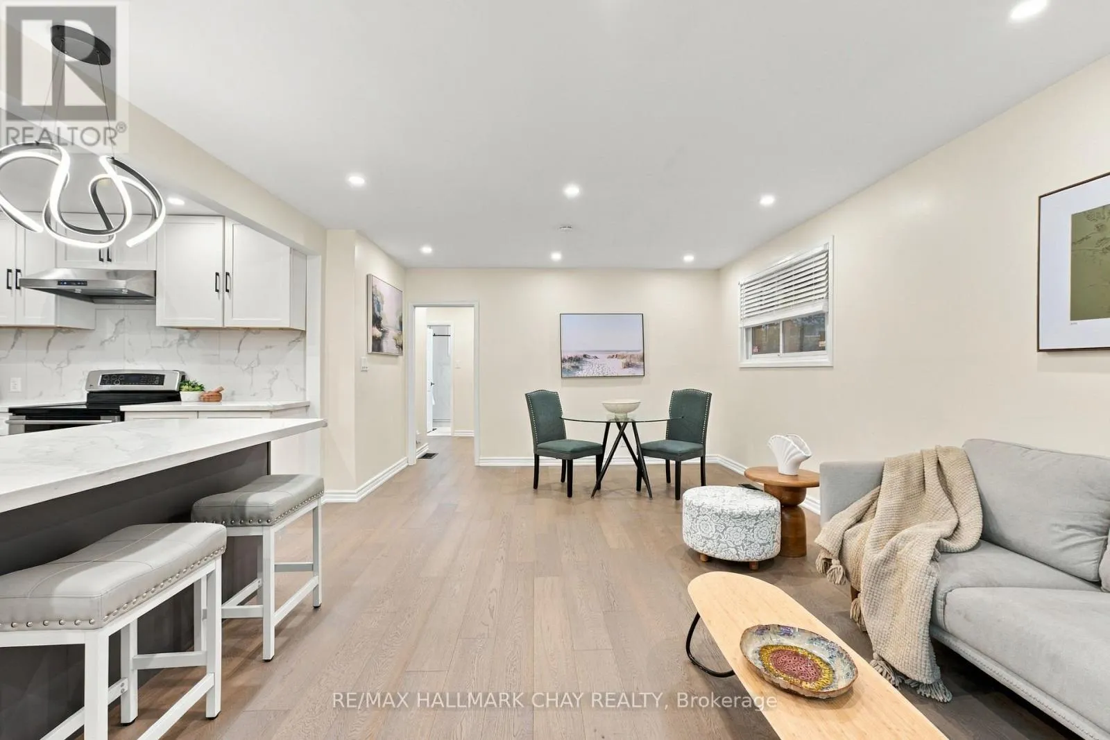 11 DAVIDSON ROAD