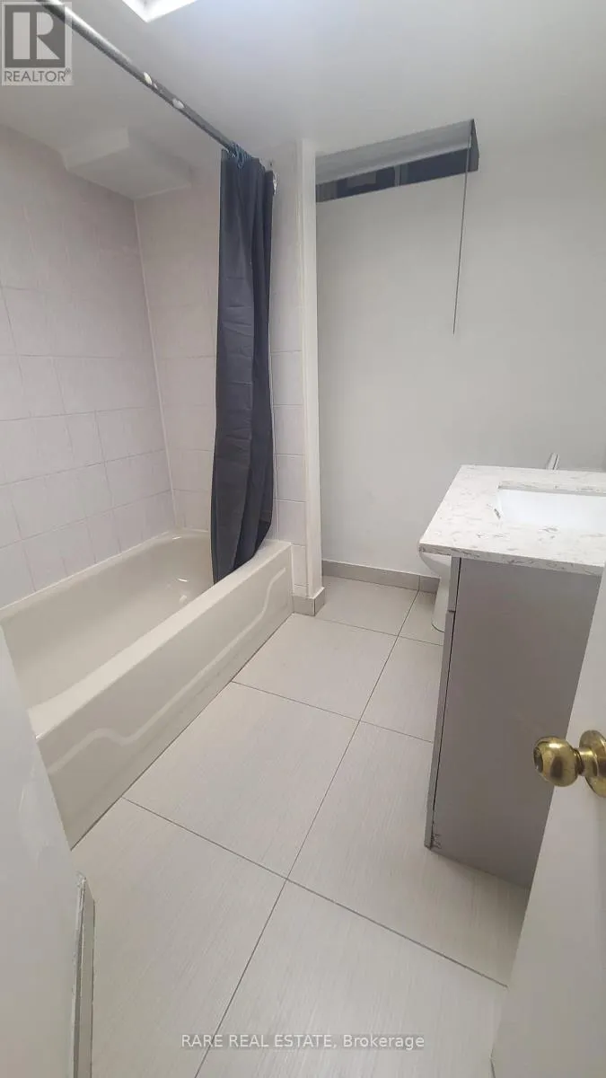 BASEMENT - 42 FORDCOMBE CRESCENT