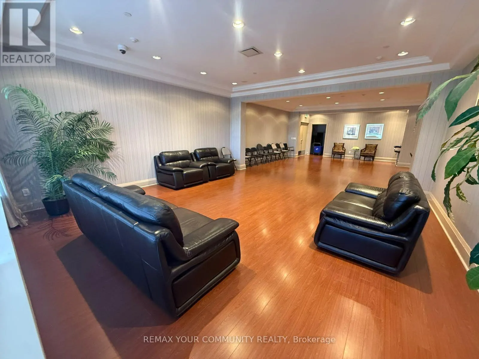 310 - 7 NORTH PARK ROAD