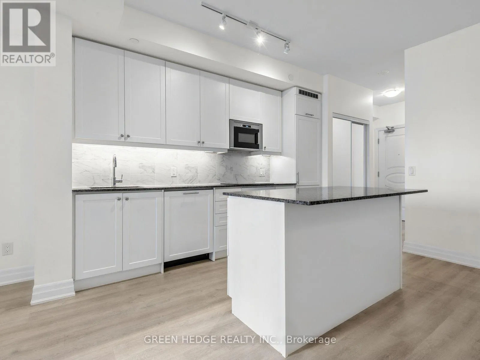701 - 9075 JANE STREET