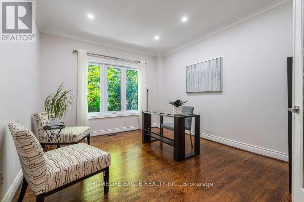 118 MAY AVENUE