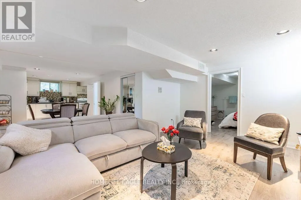 118 MAY AVENUE