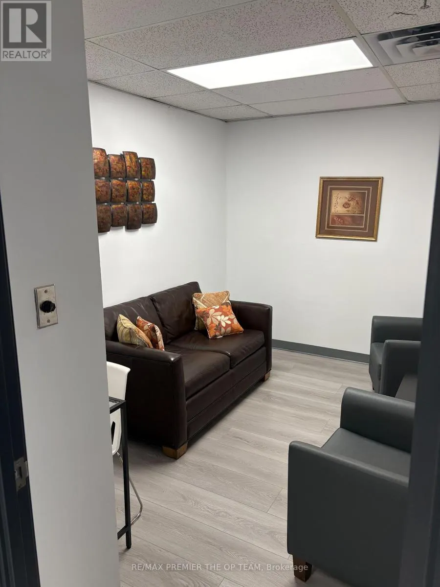 203 - 8333 WESTON ROAD