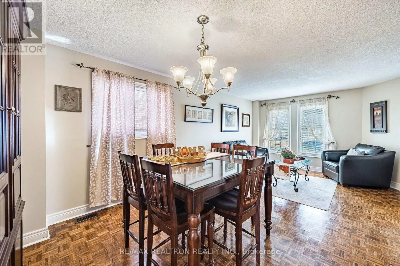 12 FIFEFIELD DRIVE