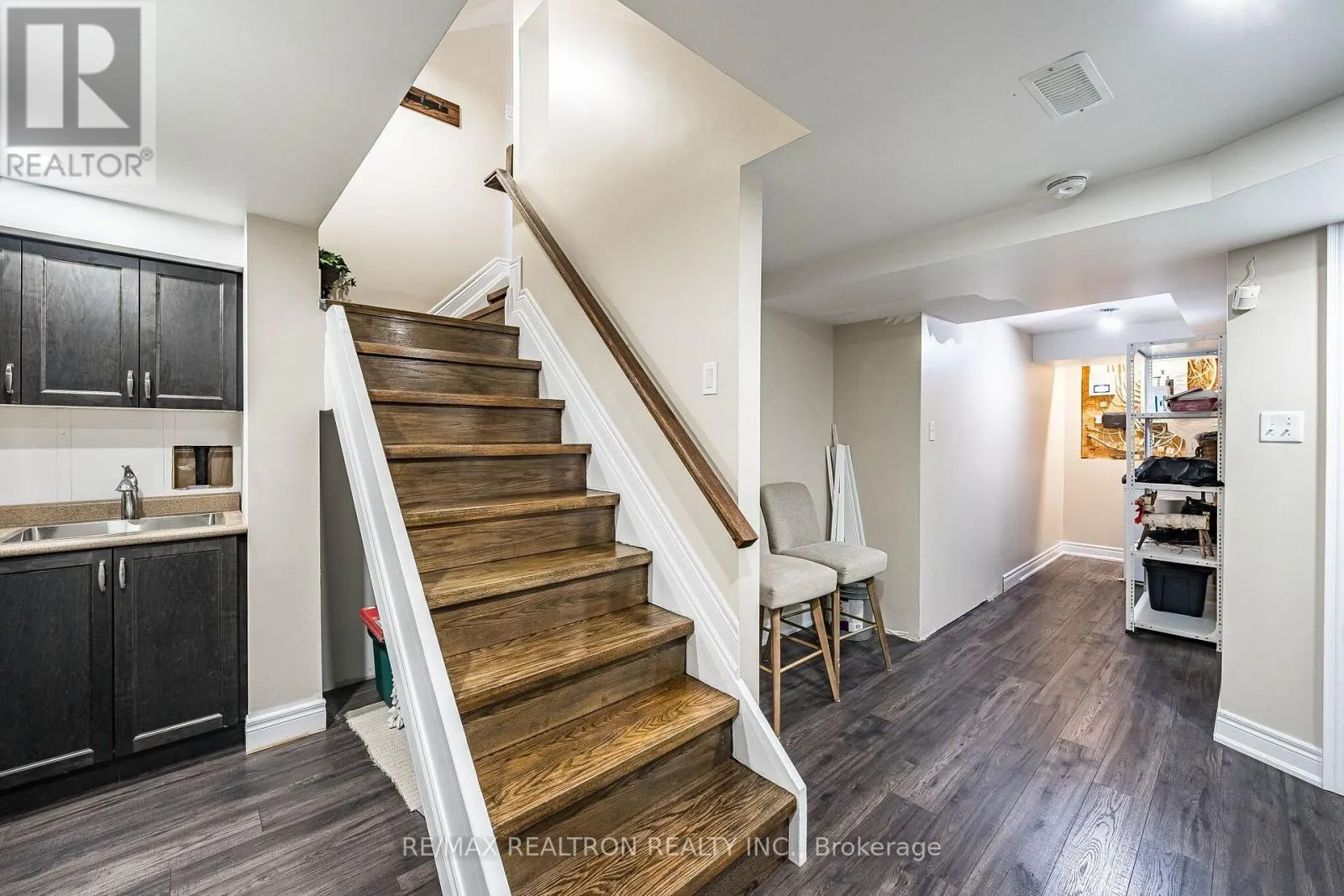 12 FIFEFIELD DRIVE