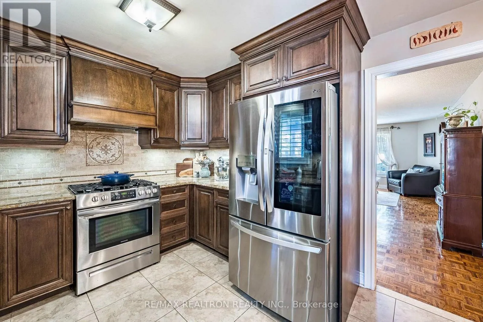12 FIFEFIELD DRIVE