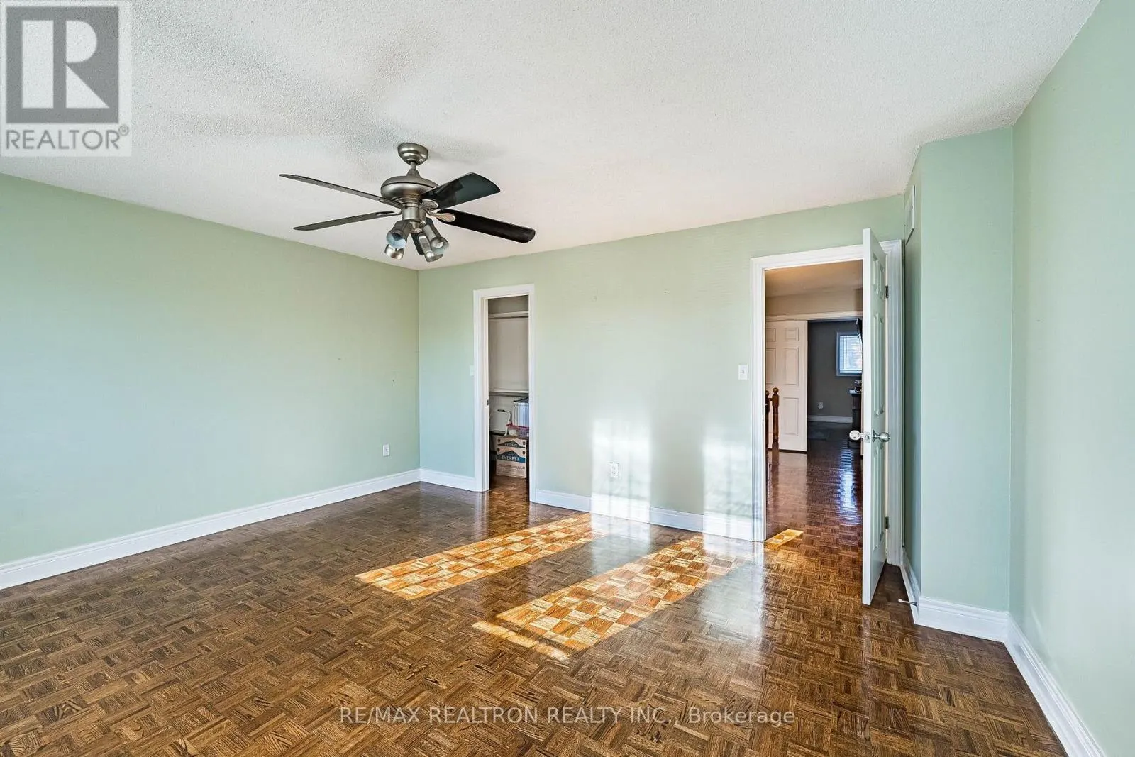 12 FIFEFIELD DRIVE