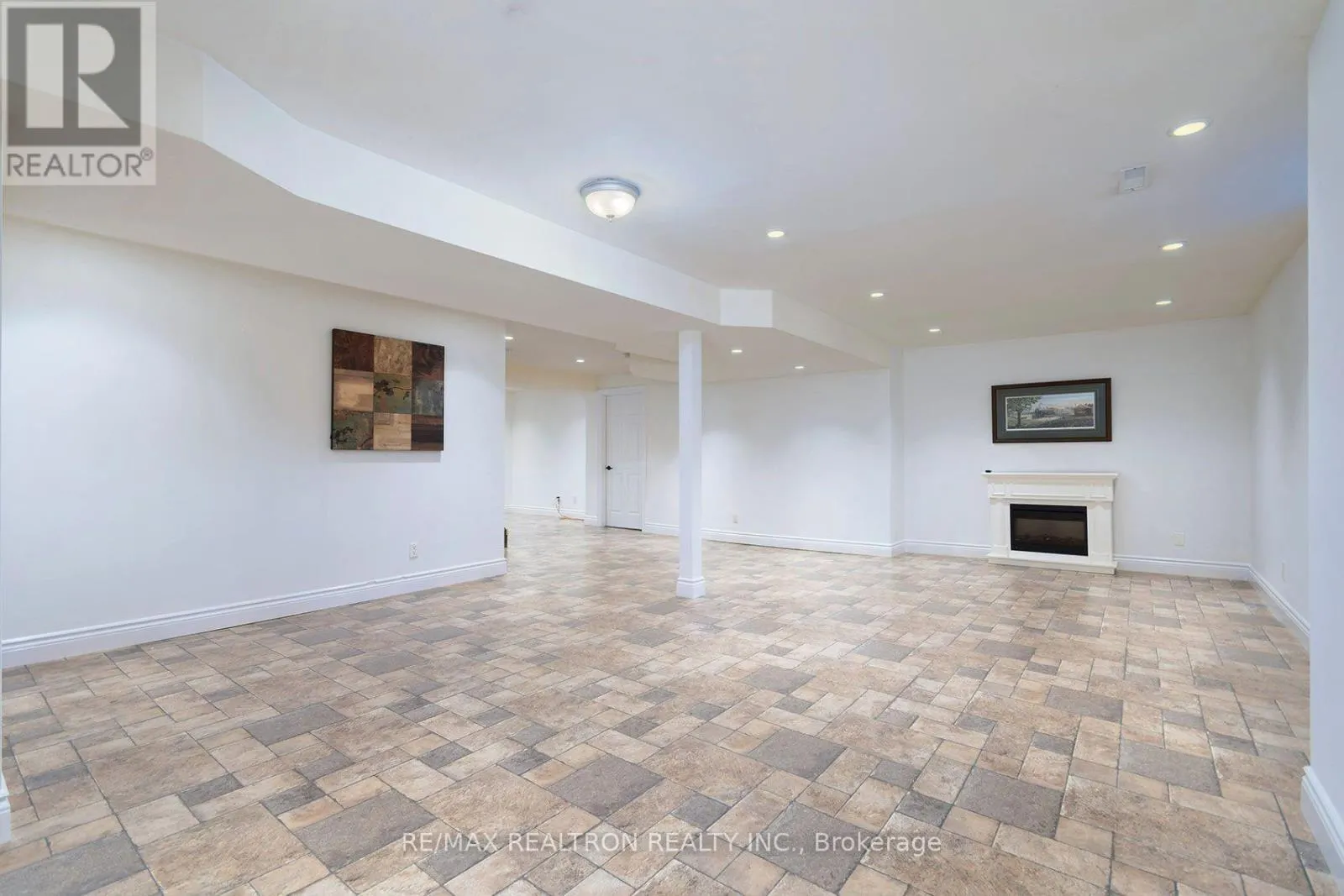 14 HAGEN HOLLOW