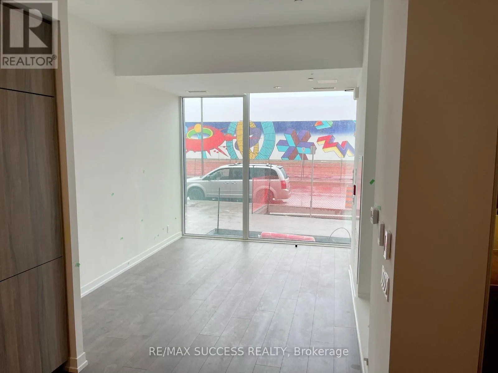 7 - 9 BUTTERMILL AVENUE