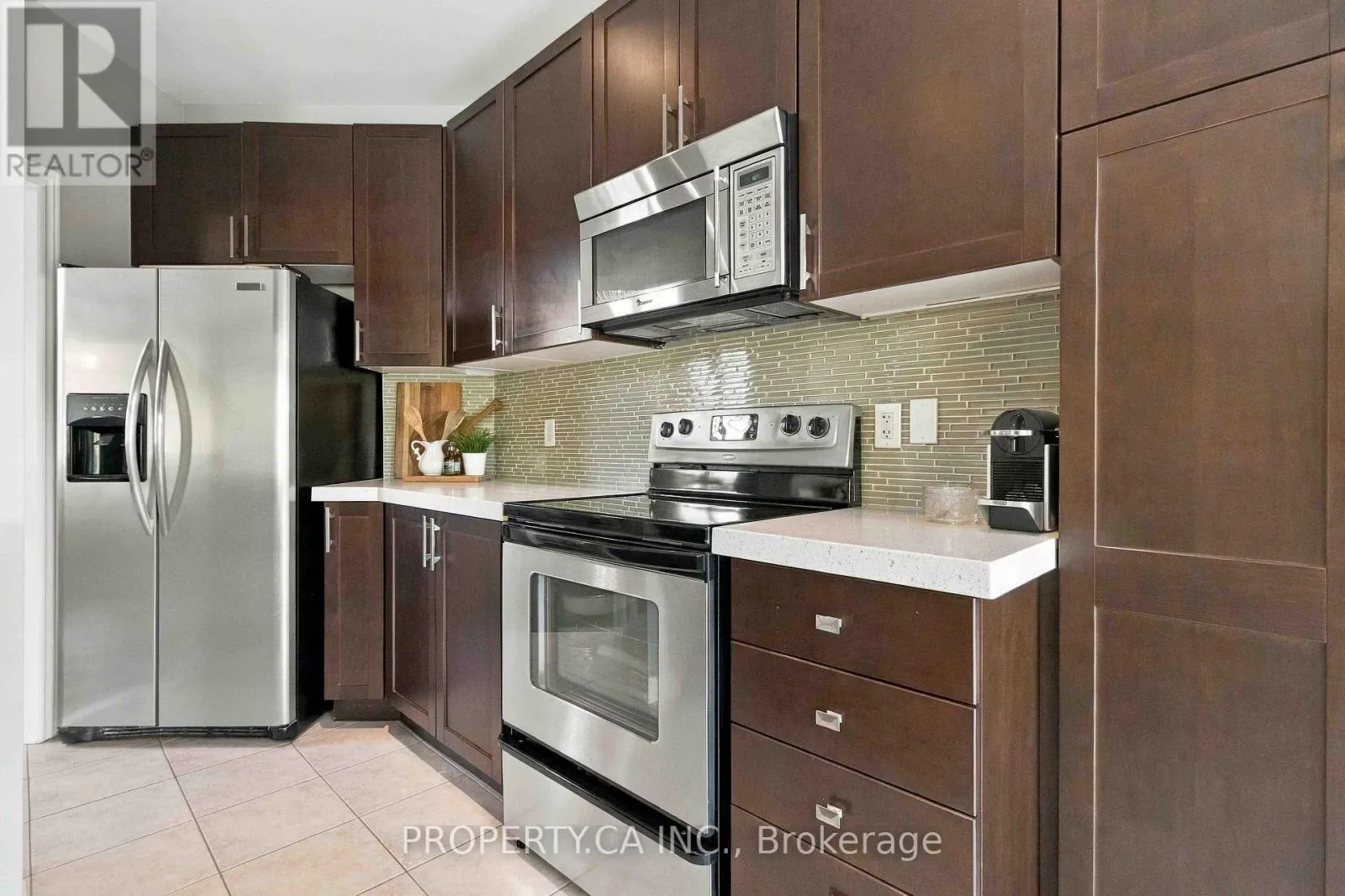 52 WOODVILLE DRIVE